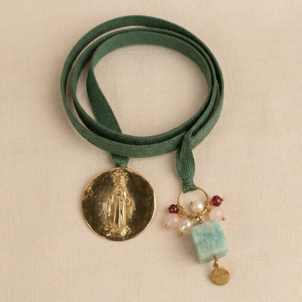 GARGANTILLA MISERICORDIA VERDE MENTA